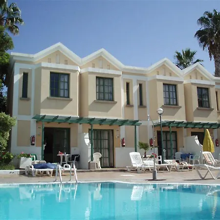 Sun's Gardens Apartment *